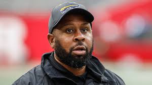 Anthony Reagan of Woodbury is the NJ.com Football Coach of the Year, 2022