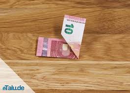 Geld falten herz, ein hochzeitsgeschenk aus geld basteln: Geldschein Zu Einem Herz Falten In 5 Schritten Talu De