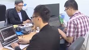 本期节目主要内容：06:48 苏权科：刚转大小乔是发展粤港澳大湾区的重要一步；11:01 苏权科：港珠澳大桥不仅是人类的桥，也是海洋的桥；12:31 苏权科：航线限高、航道限宽限出世界最大沉管隧道；15:39 苏权科：四化建设实现土木工程的工业. è–ª é…¸ ç¶²å‹çˆ†æ–™ç«¹ç§'åŠ©ç†å·¥ç¨‹å¸«ä¸åˆ°30k æ±æ£®æ–°èž