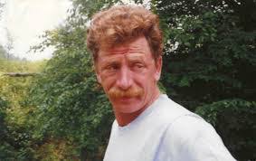 Daniel Gift's Instagram, Twitter & Facebook