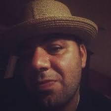 tito santana (@tacosantana)