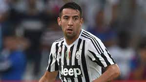 Isla started his career in the youth system of. Mauricio Isla Admits I M Not Good Enough To Play For Juventus 90min