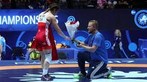 Maybe you would like to learn more about one of these? Yasemin Adar A Surpriz Evlilik Teklifi