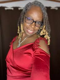 Happy Friday! Allow me to introduce myself ✨ My name is Nichole  Borum-Young. God is the head of my life! I am 49 years old. I'm a wife, mom  of 3 adult