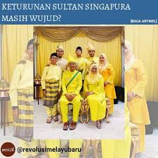 Singapura dilanggar todak adalah sebuah cerita lagenda orang melayu yang sangat terkenal khususnya di singapura. Al Kisah Raja Raja Melayu Hingga Ke Islam Itu Bersatu Facebook