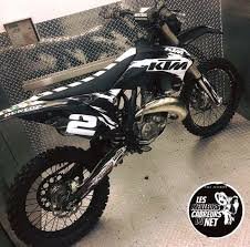 Black And White Dirt Bike Helmet Black And White Ktm Acessorios Para Motos Moto De Crianca Motos Esportivas