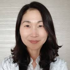 Ellie Choi's Instagram, Twitter & Facebook