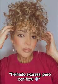 Peinados Fáciles y Rápidos para Cabello Rizado