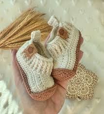Sapatinhos de crochet