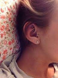 10 Unique And Beautiful Ear Piercing Ideas From Minimalist Studs To Extravagant Jewels Piercings Piercings Unique Ear Piercings