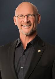 Dan Comiskey's Instagram, Twitter & Facebook