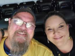 Kim Loving (@kimd_loving)