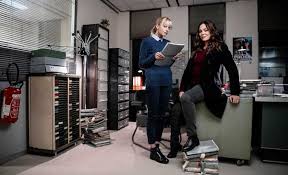 Avec l'aide d'un neurologue aux talents de mentaliste, astrid et raphaëlle vont orienter leur enquête vers un magicien, ancienne star de la télévision. Tele Astrid Et Raphaelle France 2 Mise Sur La Difference Vsd