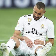 Reste à connaître la gravité de sa blessure, alors que se profile le premier match du championnat d'europe contre l'allemagne, dans une semaine à munich. Espagne Real Madrid Karim Benzema Blesse Aux Ischio Jambiers Eurosport