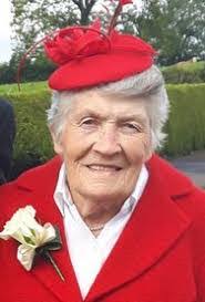 Patsy Oneill's Instagram, Twitter & Facebook