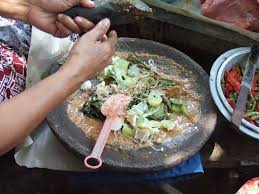 Ada banyak sekali jenis makanan tradisional di indonesia, dan kami bahas 40 menu dari berbagai daerahnya. 40 Makanan Khas Jakarta Yang Wajib Kamu Coba Mana Favoritmu