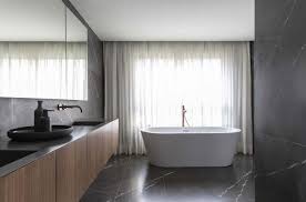 Bagnolandia propone tanti modelli di vasche da bagno: Bagno Con Vasca Tutto Cio Che Devi Sapere Prima Di Volerla