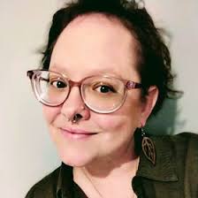 Tina Sutherland (tesslivimama)