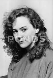 Sandra Barwick's Instagram, Twitter & Facebook