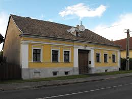 Discover the best pre paid card offers, compare prices to download and activate hybe.com gift card 50 usd at. Datei Hybe Domo De Albert Skarvan De Maldekstre Jpg Wikipedia
