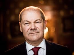 Was britta ernst mit seiner figur zu tun hat Wegen Seines Ubergewichts Olaf Scholz Frau Schickte Ihn Joggen