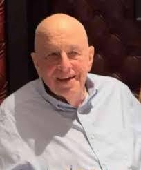 Lee Sundberg's Instagram, Twitter & Facebook