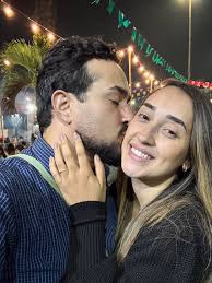 Nem precisa ser especial só está juntos já basta ✨💖