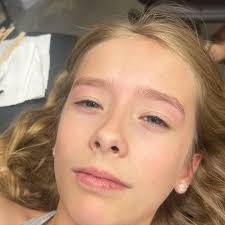 Lauren Brough's Instagram, Twitter & Facebook