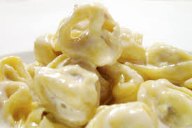 Pasta sfoglia, stracotto di manzo e maiale. Porzione Tortellini Quanti Tortellini In Brodo Asciutti Alla Panna Per Persona