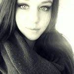 Shanna Schell's Instagram, Twitter & Facebook