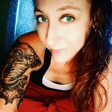 How to convince a spouse of the benefits of a dye-free diet?