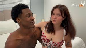 THE FLOURISH AMATEURS | Round 2: 19yo Spicy Jayde vs Phantom Strokes