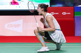 Enjoy this backhand smash tutorial where i do my best to give you my 3 best tips to play a powerful backhand smash! Marin And Axelsen Claim Thailand Open Singles Titles