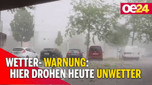 Die schweren gewitter vom abend in der immer wieder gibt es schreckliche unwetter in der schweiz. G2q0j8 2dhn34m