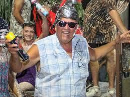 Noche de baile, brillo y color en Oliden y Gómez