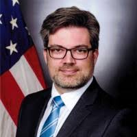 3200+ perfiles de «Bivins»