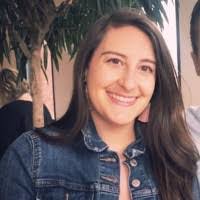 Kelly Arnone's Instagram, Twitter & Facebook