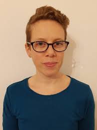 Caroline Prentice's Instagram, Twitter & Facebook