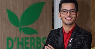 Aliff syukri the director and founder of d'herbs healthy sdn bhd prove that age is not a factor for people not to strive their way to success. Successful People In Malaysia Dato Aliff Syukri D Herbs