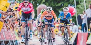 Über 24 stunden hätte ich zwei kontrollorgane benötigt, erklärt strasser das regelwerk der ultra marathon cycling association. Filmpremiere 377 Christoph Strasser Seine Race Across America Geschichte Online Strassenrennen 2021 Radmarathons Rennen Osterreich Deutschland Schweiz