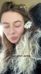 Crissy Alice Ogle (@crissyalice)