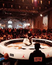 It was released on september 4, 2015, through grand hustle records. Travis Scott X Jordan I Bstn Chronicles