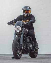 Gorm Taube On Instagram We Become One Color Synced And All Gorm Moto Cali Californialove Motorbike M Motorcycle Biker Life Motorcycle Life