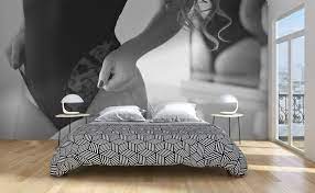 Erotische schlafzimmer sind zwar etwas sehr individuelles und man kann nicht allgemeingültig sagen, was für den einzelnen als solches gilt. Fototapeten Erotik Grosse Der Wand Myloview De