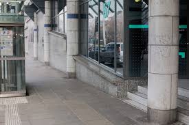 See live departures, timetables, route information, journey planning and more from station österreichischer platz. Osterreichischer Platz U Bahn Up Curb Irregular Skateboard Magazin