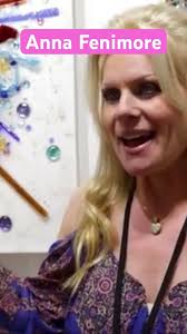 ‘It’s just all about being creative’ #glass and #resin #artist  @annafenimoreartgallery