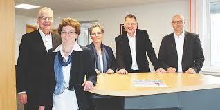 You also share in its financial success because a dividend is generally paid out on shares once a year. Vr Bank In Sudniedersachsen Nach Umbau Der Geschaftsstelle In Edemissen Wird Zum Tag Der Offenen Tur Eingeladen Einbeck News Nachrichten Aus Einbeck Und Umgebung