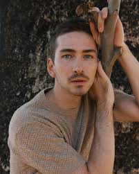 dylan arnold stan account