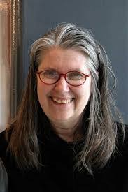 Pam Kraft's Instagram, Twitter & Facebook