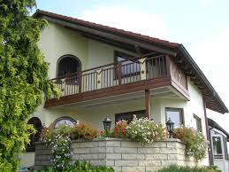 Alu Anbaubalkon Modell Lombardei Mit Holzoptik Kastanie Anbaubalkon Balkonanbau Anbau
